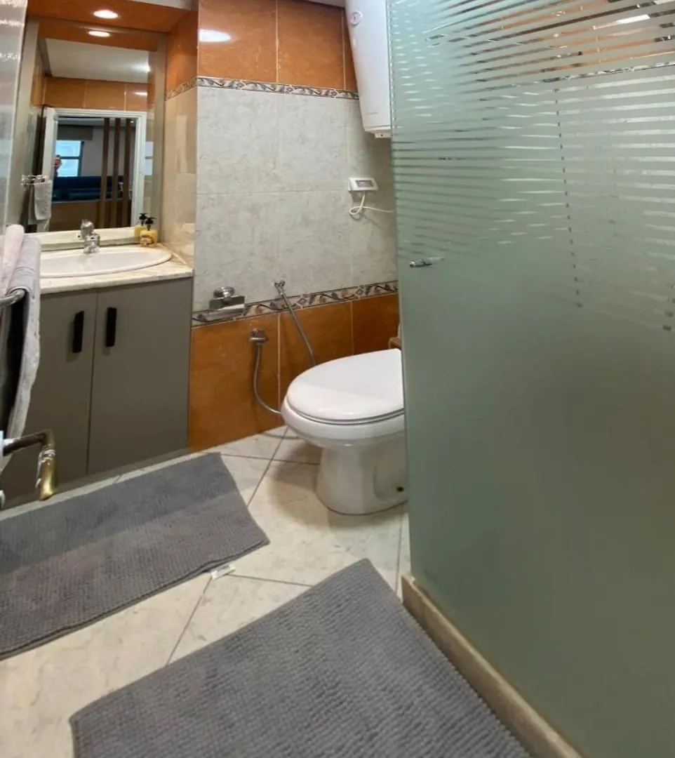 Crescent Of The Lake Luxury Apartment Tunis